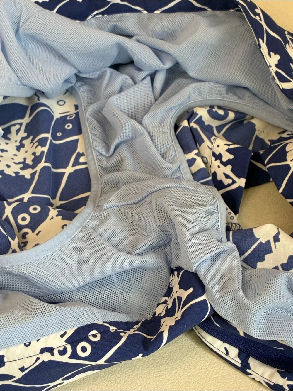 Brooks Brothers Swim Shorts Men’s 33 Blue White Trunks Beach Ocean Surf Seahorse